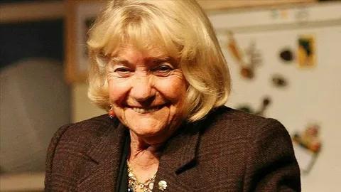 Macide Tanır