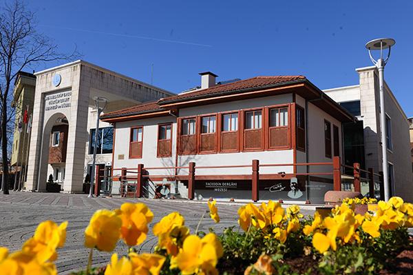 Taceddin Dergahı Müzesi