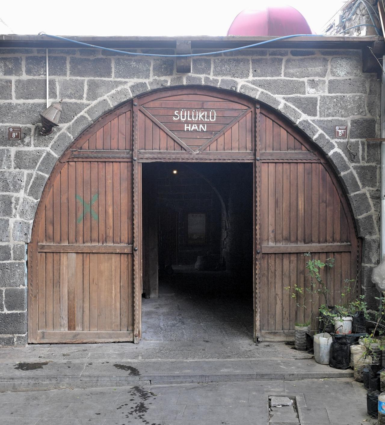 suluklu-han-_2_ (1).jpeg
