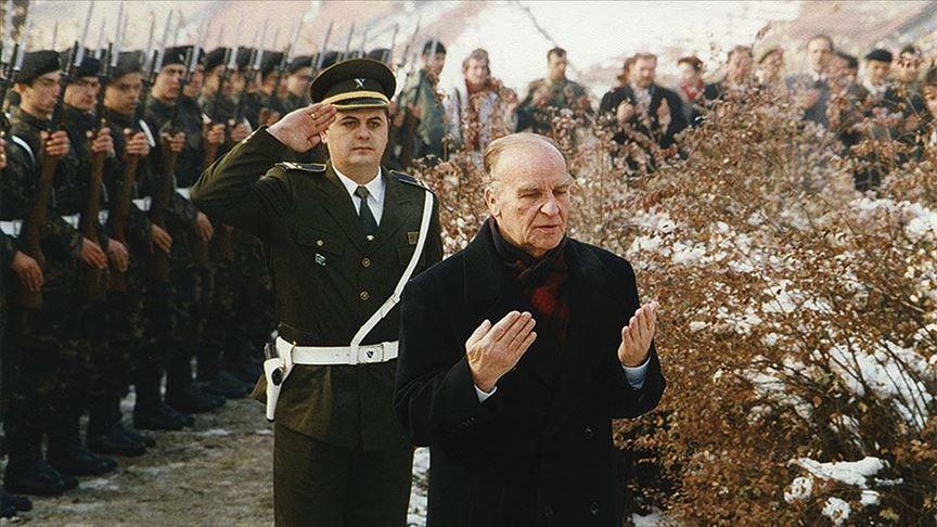 Aliya İzzetbegoviç