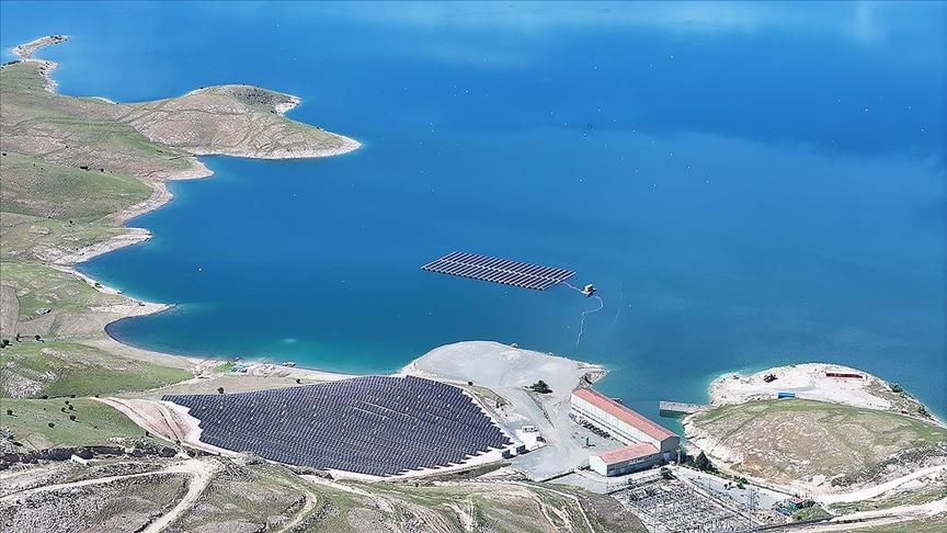 Kuzova Yüzer Güneş Enerji Santrali (Türkiye'nin İlk Yüzer GES'i)