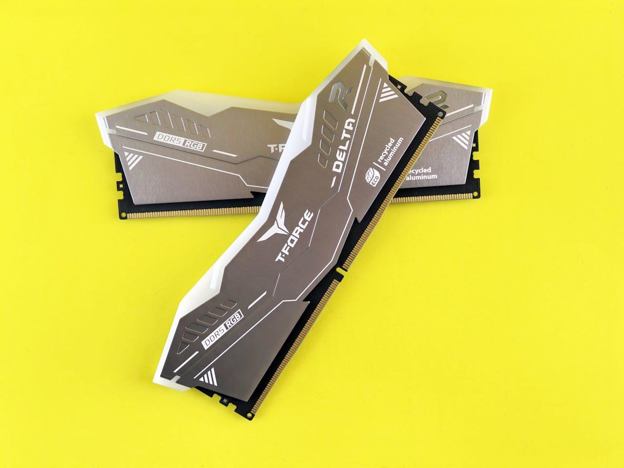 DDR5