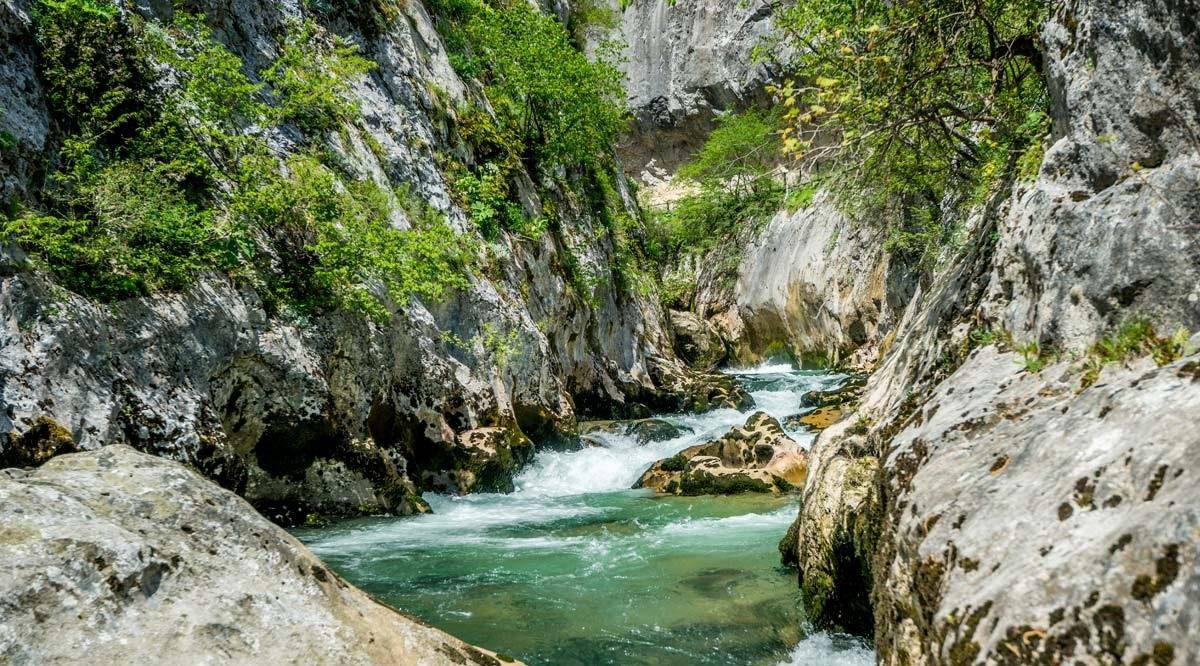 Ulukaya Falls