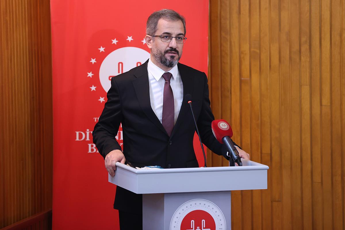 İstanbul İl Müftüsü Doç. Dr. Emrullah Tuncel'in göreve başlama töreni (Kaynak: Diyanet İşleri Başkanlığı)