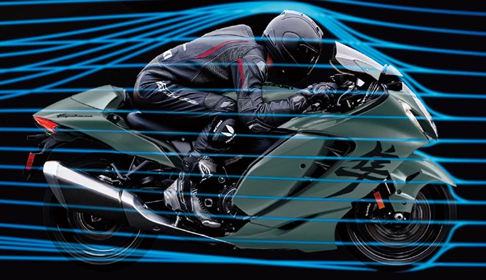 Side view showing the Suzuki GSX1300R Hayabusa’s aerodynamically optimized body panels and profile from wind tunnel testing.