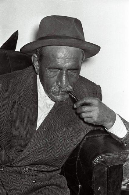 Âşık Veysel Şatıroğlu