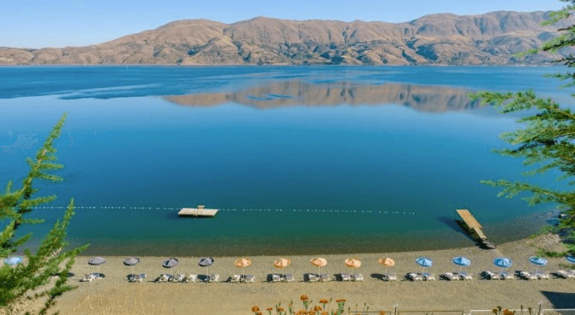 Hazar Lake