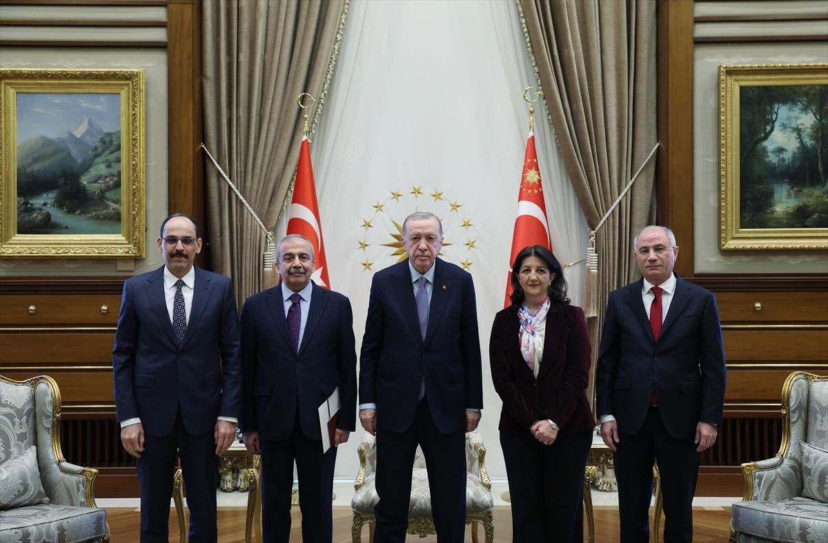 Cumhurbaşkanı Erdoğan-DEM Parti Görüşmesi (10 Nisan 2025)