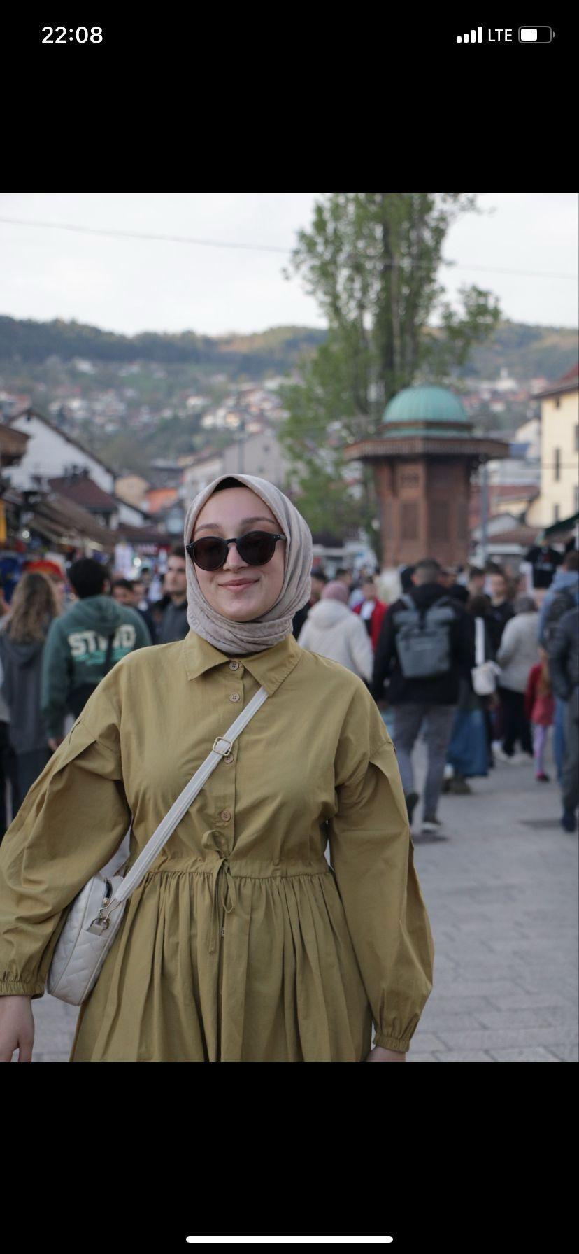 Berranur Öksüzömer