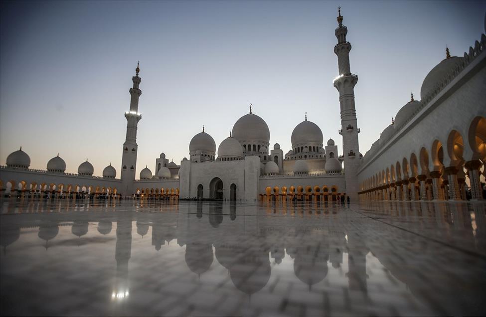 Şeyh Zayed Camii