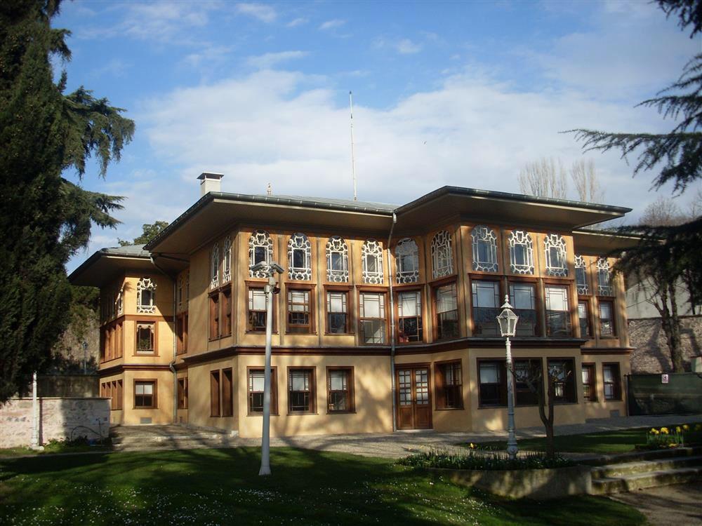 Final Memory from the Tersane Palace: Aynalıkavak Pavilion