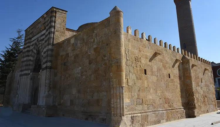 Cacabey and Gökbilim Madrasa