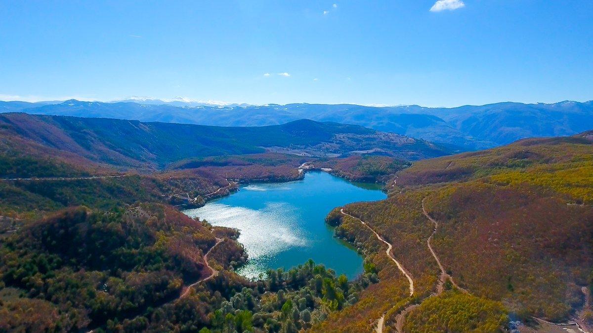 Zinav Lake