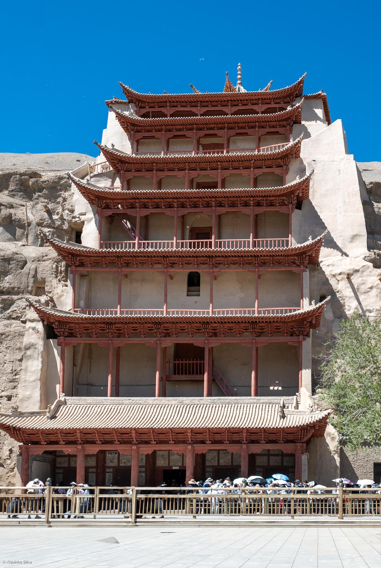 Mogao Mağaraları