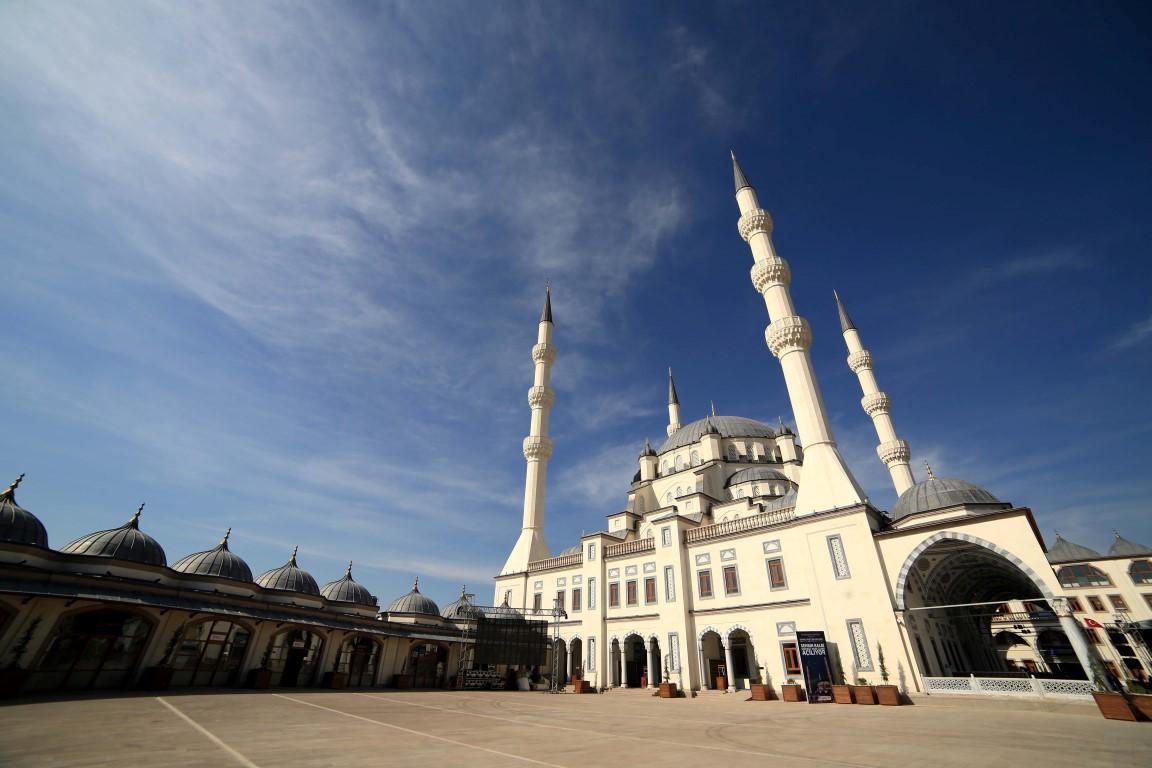 Nur Cami