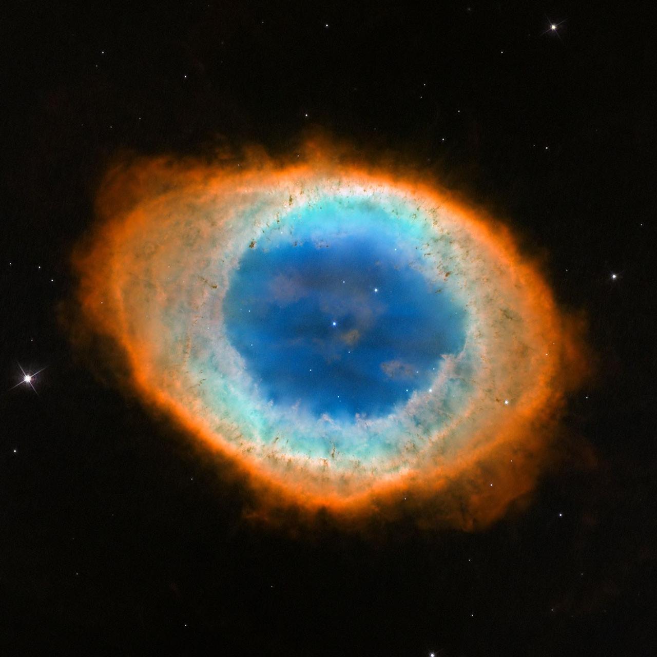 Halka Bulutsusu (NGC 6720)
