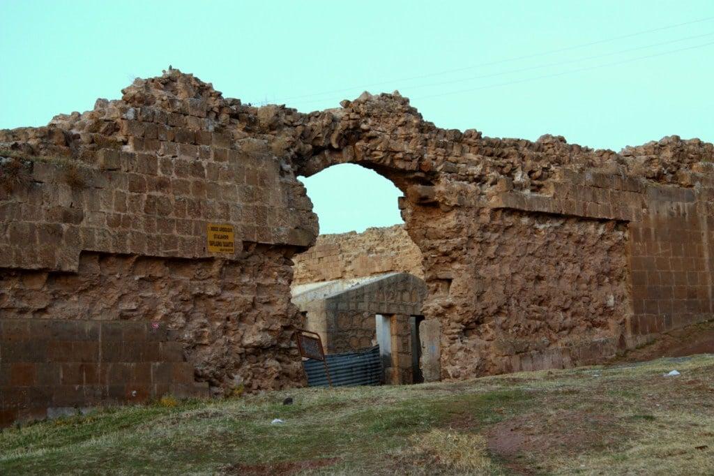 Ahlat Sahil Kalesi