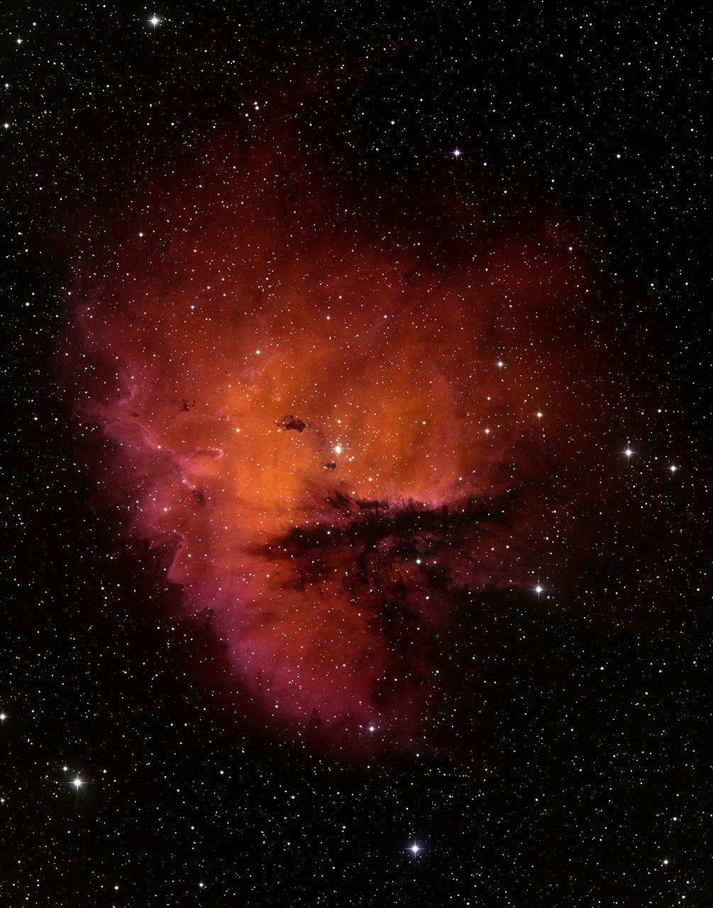 Pacman Bulutsusu (NGC 281)