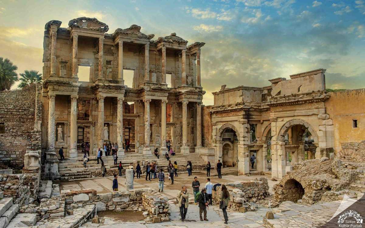 Celsus Kütüphanesi