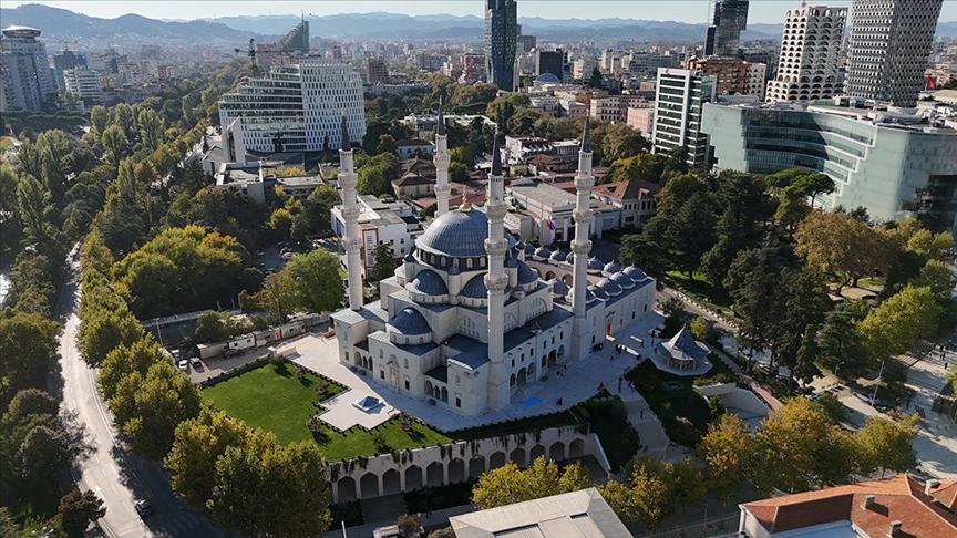 Tiran Namazgâh Camii