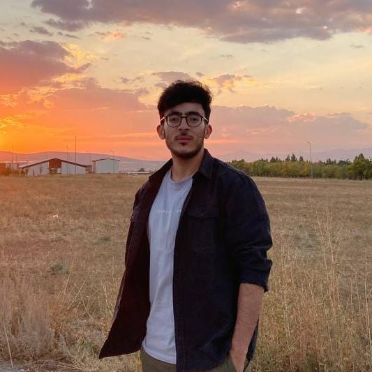 Emre Çelik