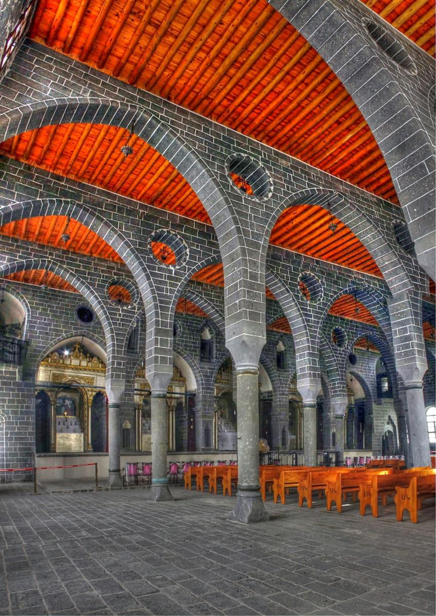 surp-giragos-kilisesi--_3_.jpg