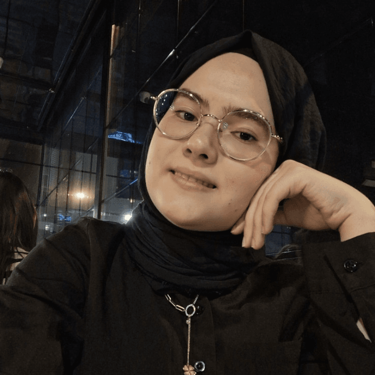 Büşra Öztürk