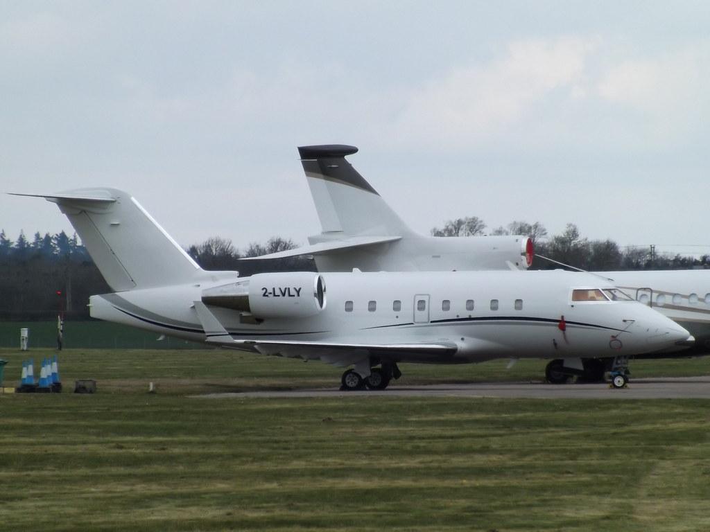 Bombardier Challenger 604