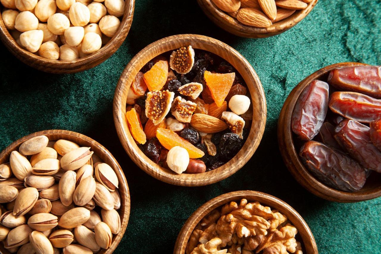 Premium Turkish Dried Fruits and Nuts Exporter:Trusted Source for Dried Apricots, Almonds, Dates, and Apricot Kernels